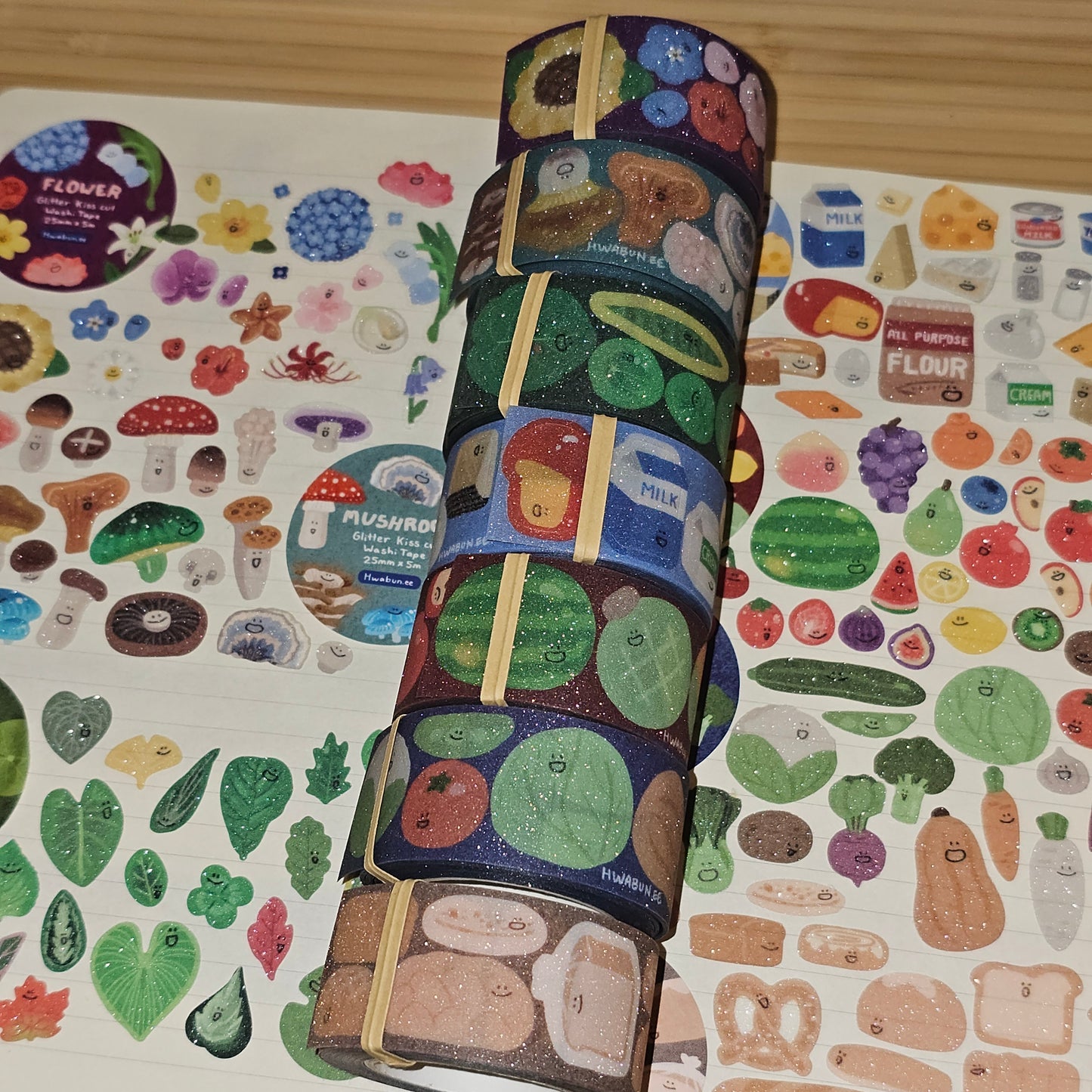 Bread Kiss-Cut Glitter Tape