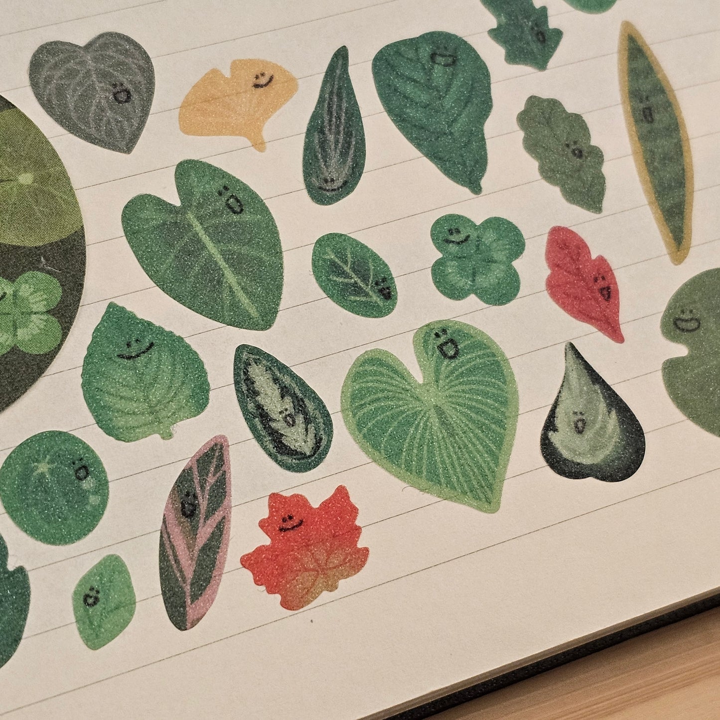 Leaf Kiss-Cut Glitter Tape